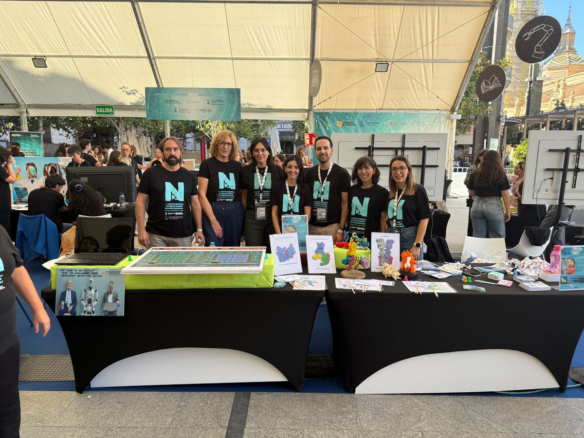 bifi_unizar's tweet image. ¡Éxito en la #NocheEuropeaInvestigadores2025!
Entregamos decenas de pasaportes CientiBIFIcos 😀

En #Aragón tenemos #Ciencia y #Talento asegurado

#LaCienciaContraataca
#EquipoBIFI
#Biotecnologia
#Biofísica
#Supercomputación
#InteligenciaArtificial