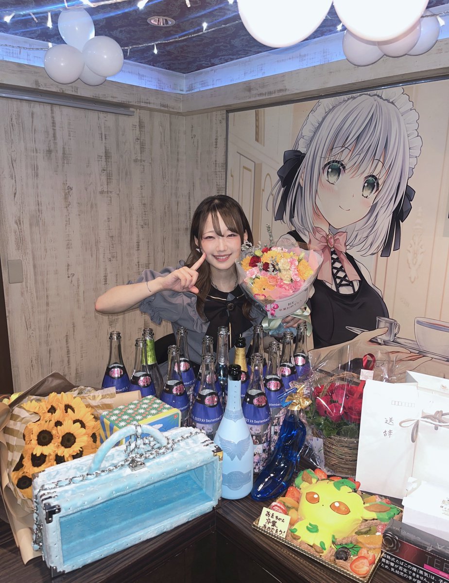 ふぅちゃん Fuwa-chan gives a lively DJ performance! 