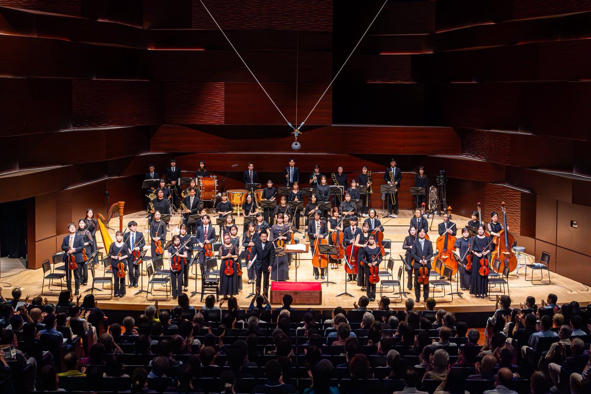 第16回定期演奏会は
多くの皆さまにお越しいただき
大盛況のうちに終演いたしました。ご来場いただき誠にありがとうございました。
次回第17回定期演奏会は
松井慶太マエストロと東川理恩様をお迎えし
池袋キャンパス100周年記念ホールにて開催いたします。
皆様のお越しを心よりお待ちしております！