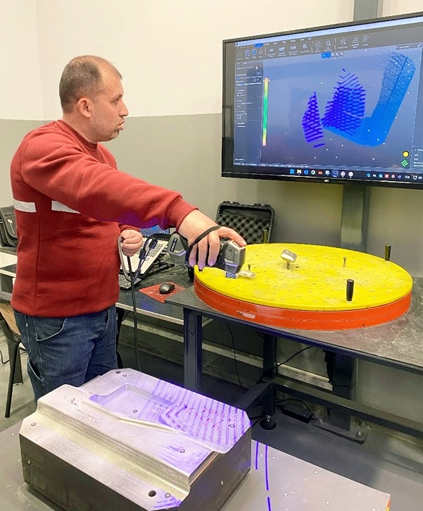 Scantech3D's tweet image. EGEMET boosts forging precision with SCANOLOGY’s SIMSCAN
✅ Accurate & fast mold inspections
✅ Portable & ergonomic design
✅ Verified quality before production
Thanks to our partner Poligon for supporting this success in Türkiye!
#3DScanning #Forging #Metrology #Manufacturing