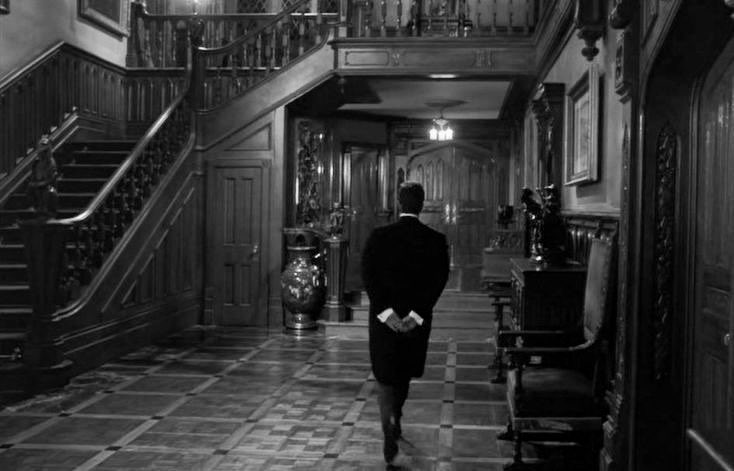 .

"ذات يوم سأرحل دون أن أقول كل شيء."
ذات يوم ستُطوى صفحاتي، وتلك الرسائل المؤجلة لن تصل أبدًا إلى أصحابها.
سأُنسى وكأنني لم أوجَد قط.
.
.