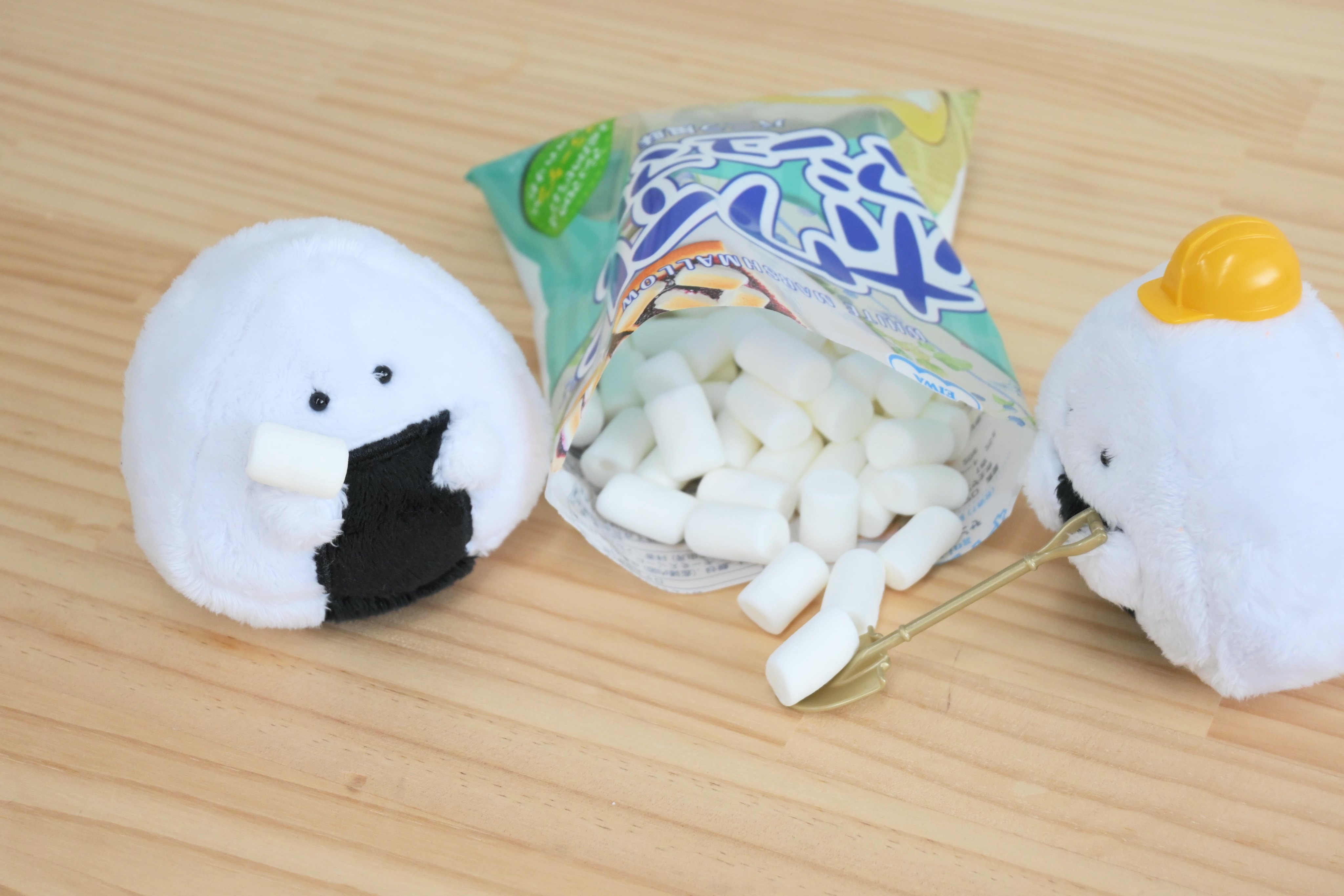 しおにぎり様 リクエスト 10点 まとめ商品 とびだせ！おにぎり / 株式会社曙産業｜プラスチック総合メーカー