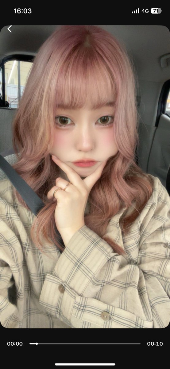 miiiichan__3's tweet photo. 美容室でめっちゃ濃いオレンジ入れて���らったのに、シャンプーしたらピンクになってた件 https://t.co/5vwtNu9WRY