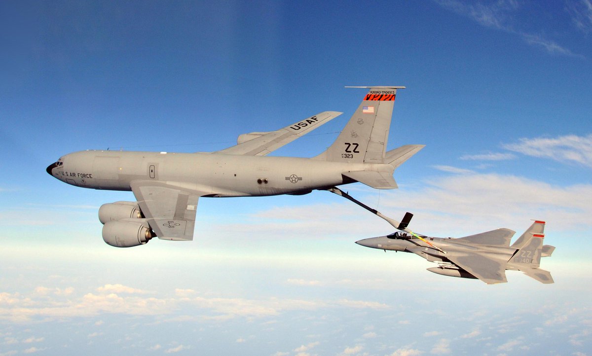 Megatron_ron's tweet photo. BREAKING:

🇺🇸 More then 8 US aerial tankers departed the US towards Europe, with most already arriving in the UK.

The last time this happened was when Israel and the US attacked Iran. https://t.co/Txo4uWDMn5