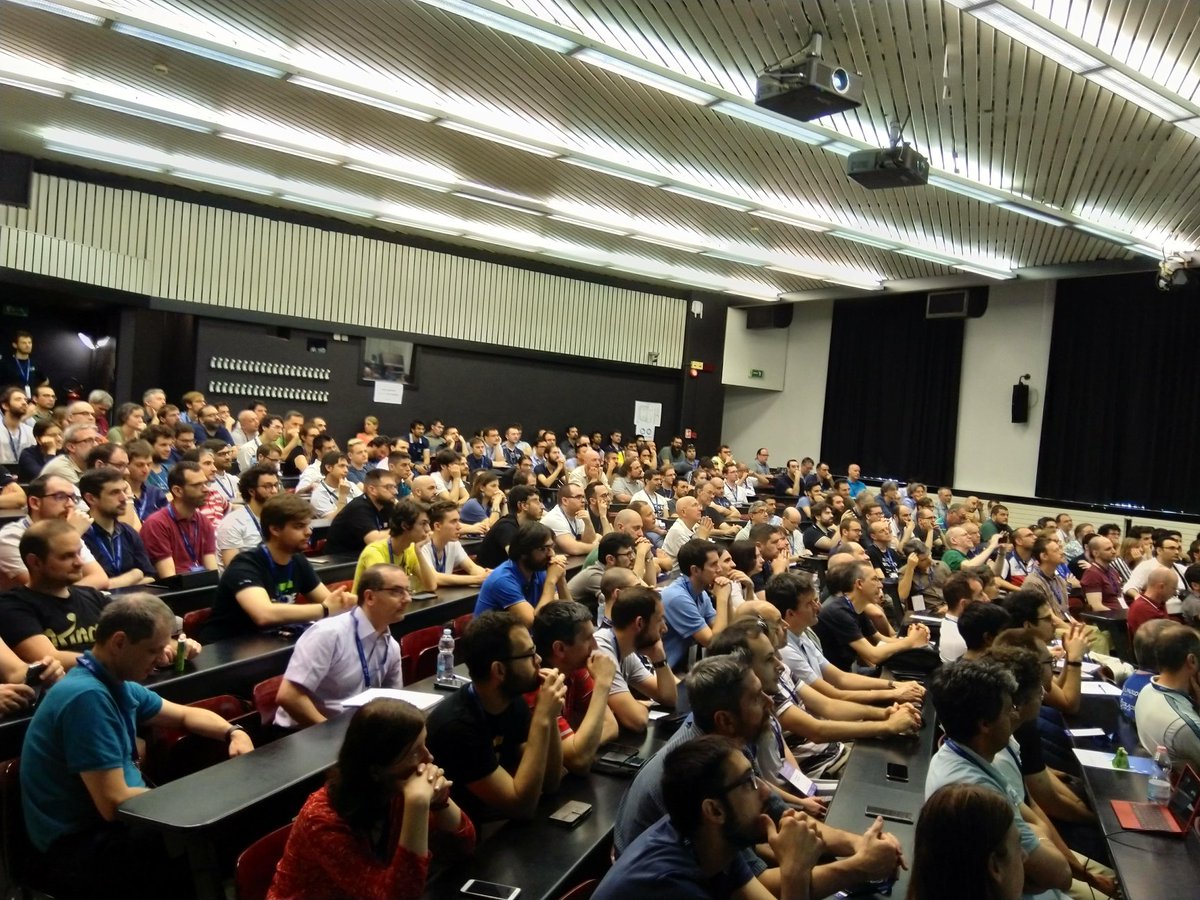 Italian C++ tweet media