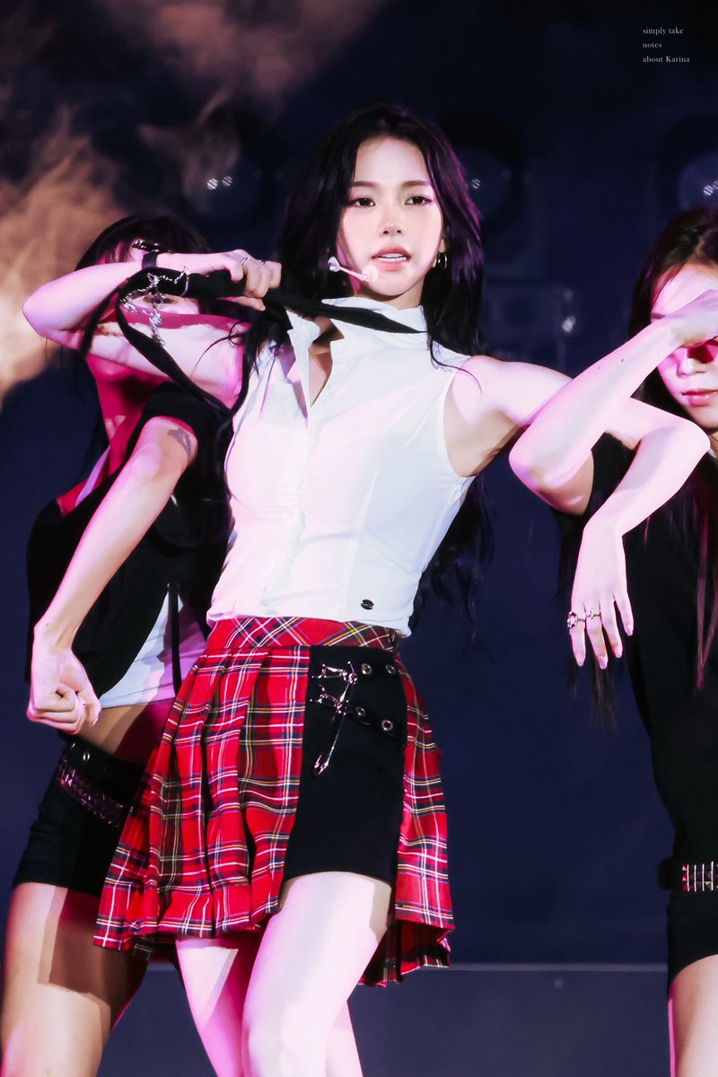 notes0411's tweet image. notes177｜250921 

#카리나 #Karina #カリナ #에스파 #aespa