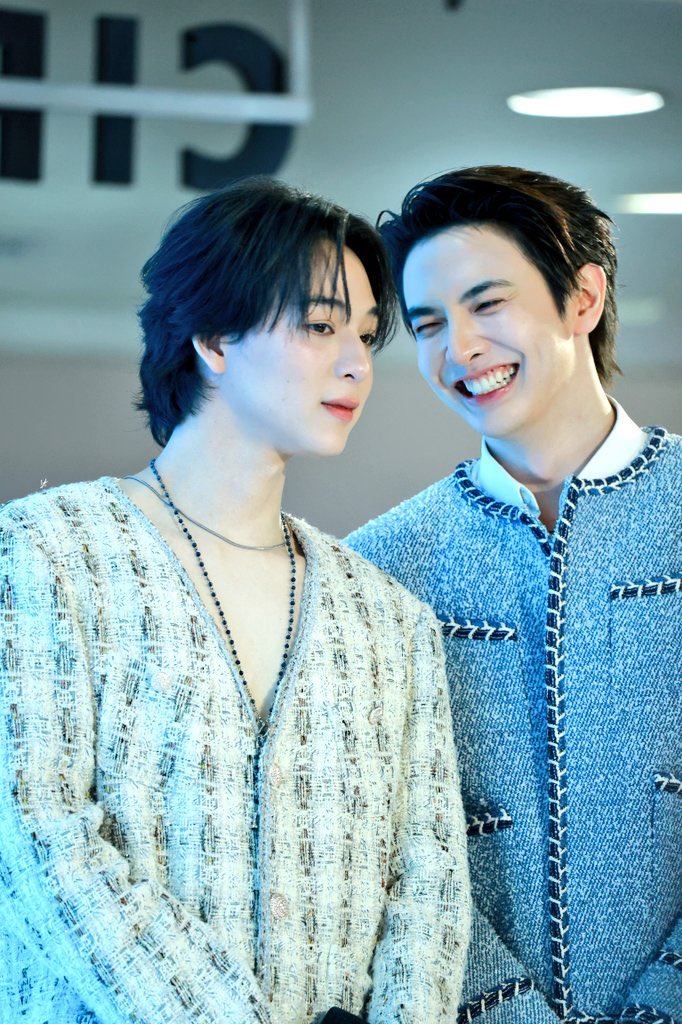 zvazulema's tweet image. Vote vote🥰
#BasHatsanat กำลังเข้าร่วมโครงการ Star Focus Top Artist ในภูมิภาคเอเชียแปซิฟิก โปรดร่วมโหวตเพื่อสร้างความเปลี่ยนแปลง
🗓️16-30 กันยายน (กรุงเทพฯ)
🔗Voting Link: starfocus.online/main/532?s=QnL…
#StarFocus #STARFOCUSTOPARTIST #BasHatsanat #maxkybas