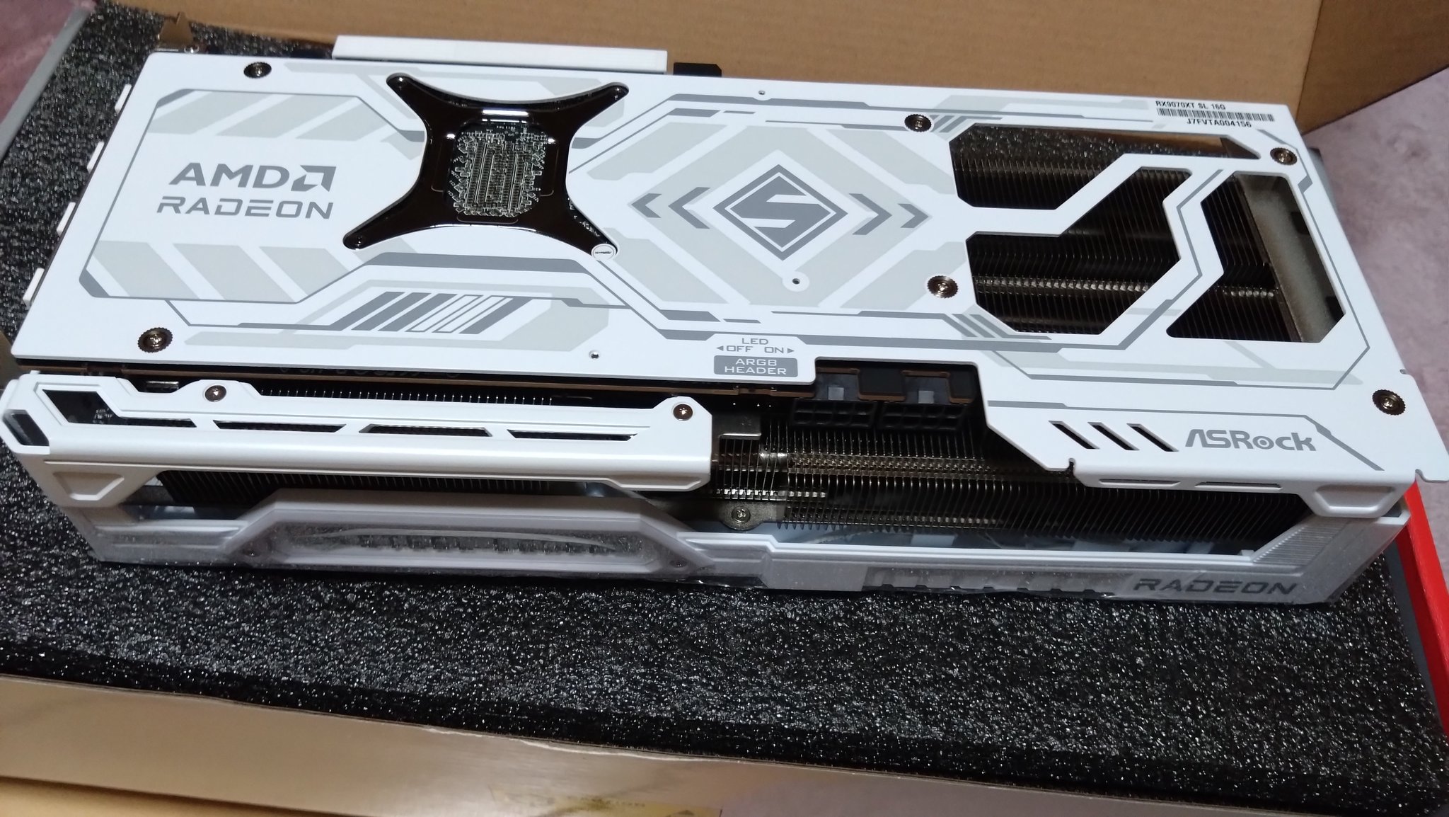 新品未開封 ASRock RX9070 SL 16GO ホワイト ASRock RX9070 SL 16GO ホワイト グラフィックボード : XPRICE