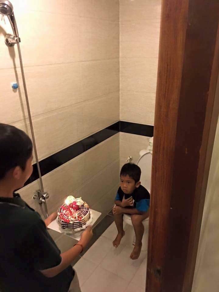bamgcan's tweet photo. Happy birthday yang @kimsenungmin https://t.co/7KUySZ1lI3