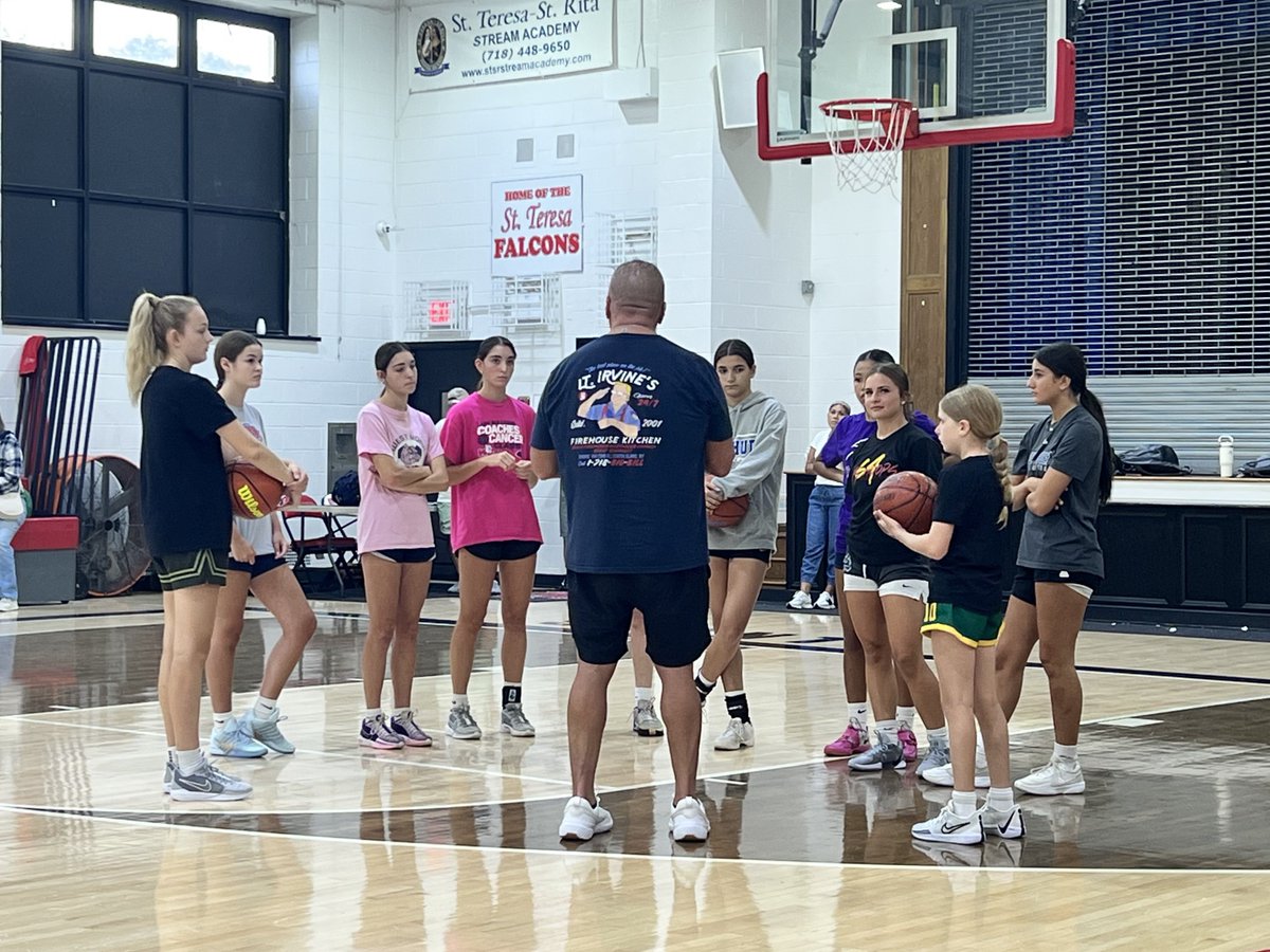 Carrington (CJ) Henry (@cj_henry24) on Twitter photo 🏀⚡️ Another day of hard work with the very best!! <a href="/dmelious/">Dan melious</a> <a href="/ToddZiogas/">Todd Ziogas</a> <a href="/zoey_henry15/">Zoey E. Henry</a> <a href="/Lauren_hoops/">Lauren Leon</a> <a href="/mariaribeiro_13/">Maria Ribeiro</a> <a href="/HopeZiogas/">Hope Ziogas</a> <a href="/Peytonmelious10/">peyton melious</a> <a href="/emilysalafia1/">Emily</a> #teamlightning #henrytwins 🏀⚡️ Another day of hard work with the very best!! <a href="/dmelious/">Dan melious</a> <a href="/ToddZiogas/">Todd Ziogas</a> <a href="/zoey_henry15/">Zoey E. Henry</a> <a href="/Lauren_hoops/">Lauren Leon</a> <a href="/mariaribeiro_13/">Maria Ribeiro</a> <a href="/HopeZiogas/">Hope Ziogas</a> <a href="/Peytonmelious10/">peyton melious</a> <a href="/emilysalafia1/">Emily</a> #teamlightning #henrytwins