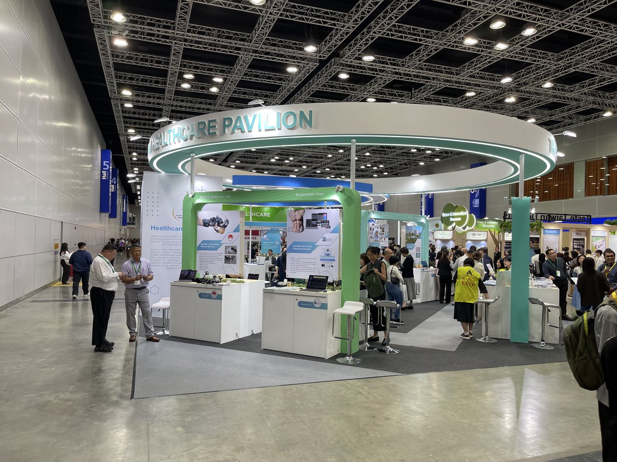 Manthiry's tweet image. Taiwan Expo 2025 in Malaysia: Fostering Innovation and Collaboration. 
This year’s expo showcased forward-looking, prominent Taiwanese companies, presenting cutting-edge advancements in smart healthcare, manufacturing, and future advancements in healthcare technologies.