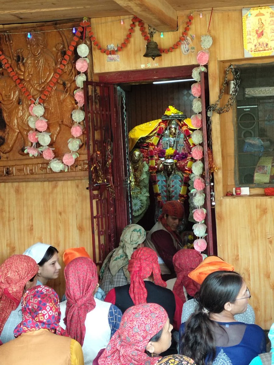 जय नागमाता  शैलपुत्री 🙏🏻🌸
#Navratri2025