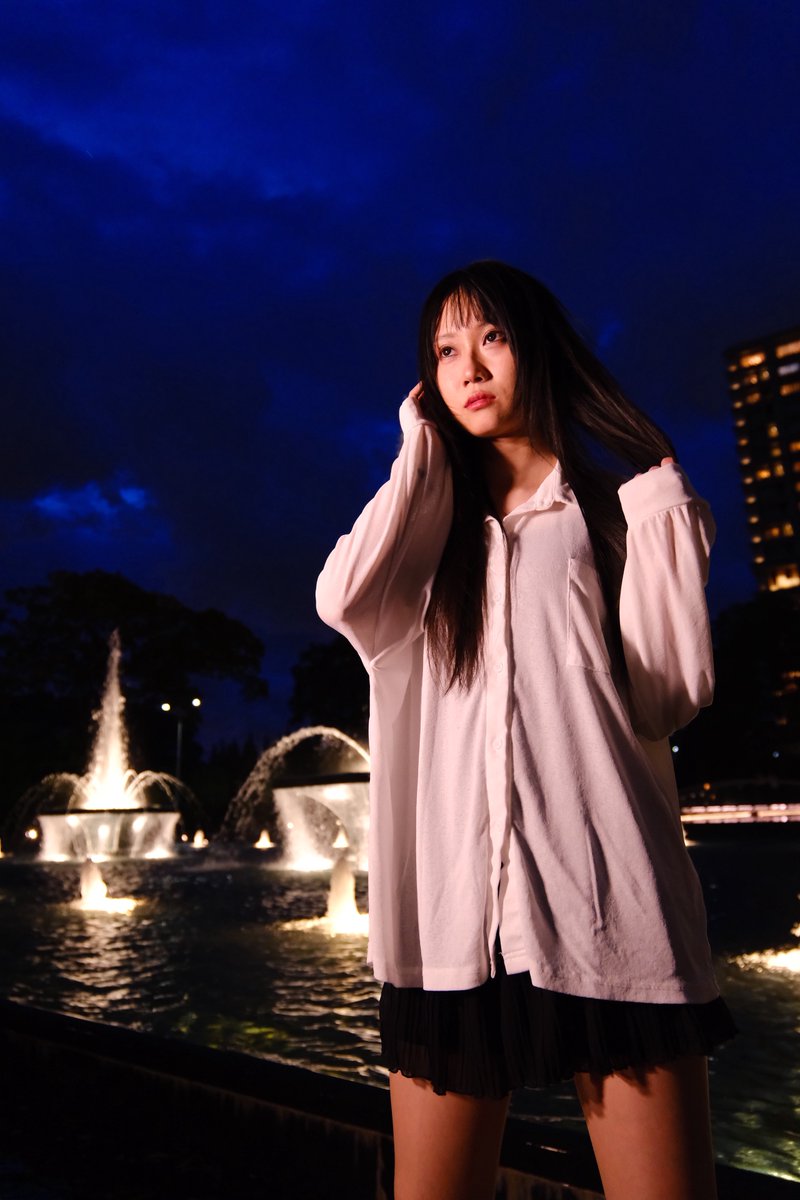 KenzoYanagi's tweet photo. 2025.9.21 ODAIBA撮影会
Sakiさん @singer_Sakiです。

東京もやっと涼しくなり良かったです。

帰りの電車が奇跡的に座れたので、
写真をスマホにDLしたんだった。
最寄駅に着いたら土砂降りで忘れていた。
傘も無かったので大変でした。
ということで、珍しくポストします。

#ODAIBA撮影会 https://t.co/t4QKjmZhps