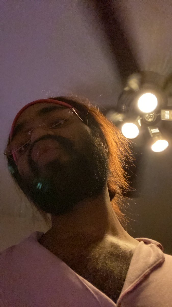 itsAtileo's tweet photo. Yall still here???? https://t.co/SzXxmyeXwL