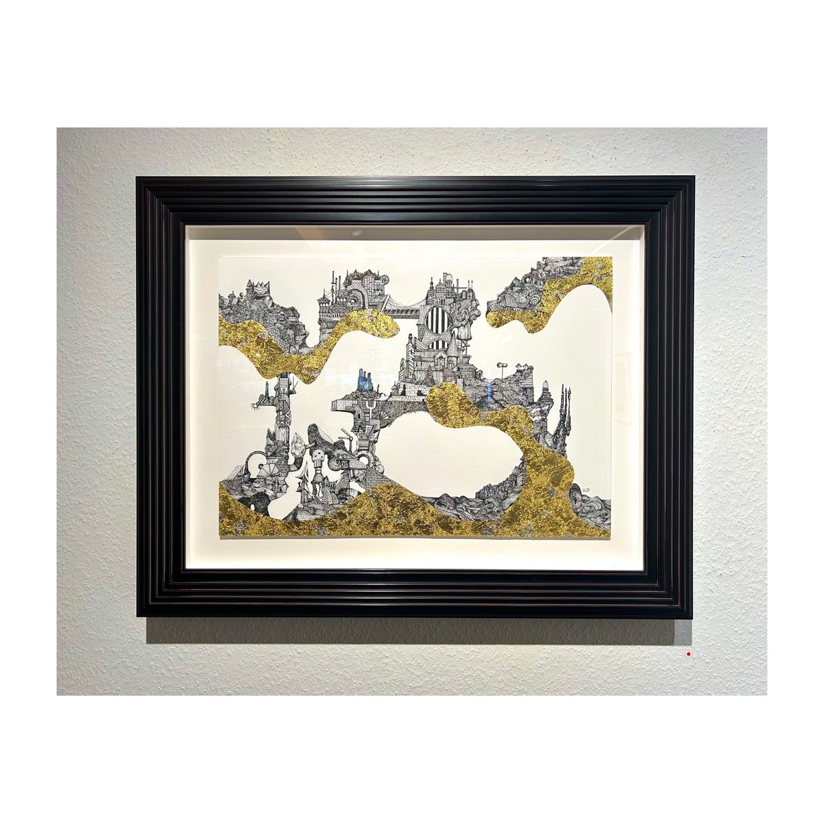 光嶋裕介さんの個展「幻想都市風景2025 GINZA」へ。
なかなか予定合わずごめんなさい。
でも見られて良かった。
原画はとても緻密でパワーがあるので、みなさんにもぜひ見て欲しいです。
銀座蔦屋書店にて9/26(金)まで。
<a href="/yusuke_koshima/">光嶋裕介『建築のはじまり』（左右社）</a>