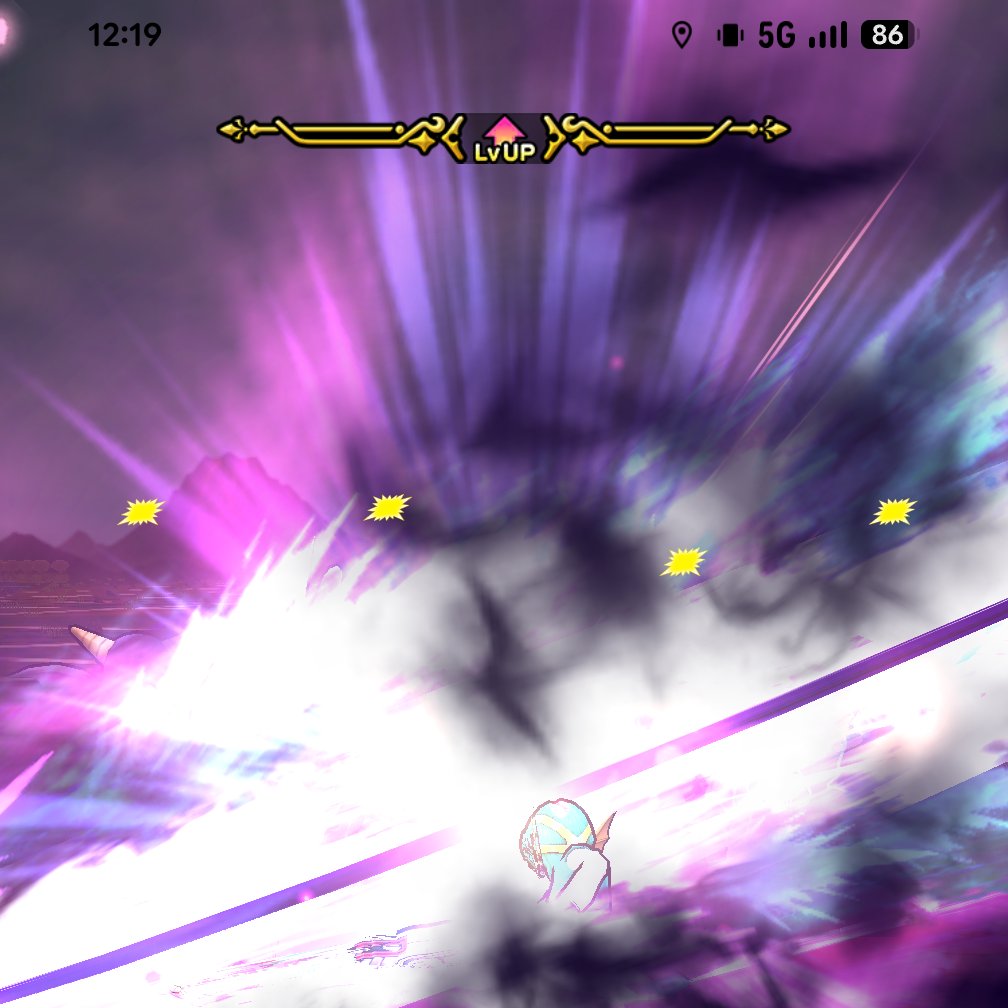 今週のイベント更新前にスマートウォークが来たら新装備が来そうですが、
神喰らいの大剣が次世代の武器となると、
次のガチャは壊れ性能の回復・補助装備になるのかな。⚔️✨️🤔
快適な周回向けの呪文やブレスかも知れませんが。🧙