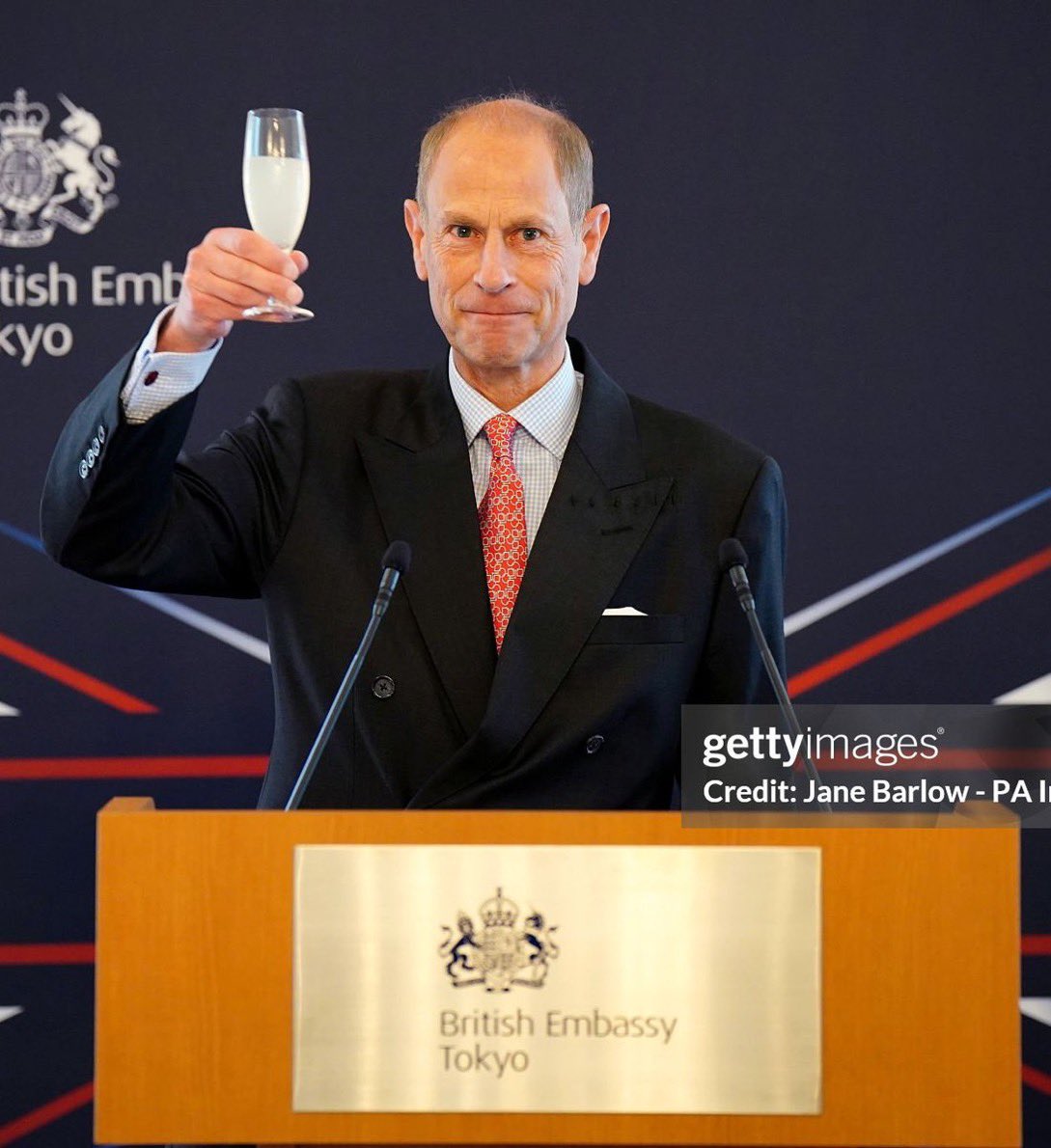 🥂Cheers to Prince Edward who represents his brother, the King, around  the world, beautifully. Not a scandal to his name.
Just hard work and dedication with a smile. 🥂