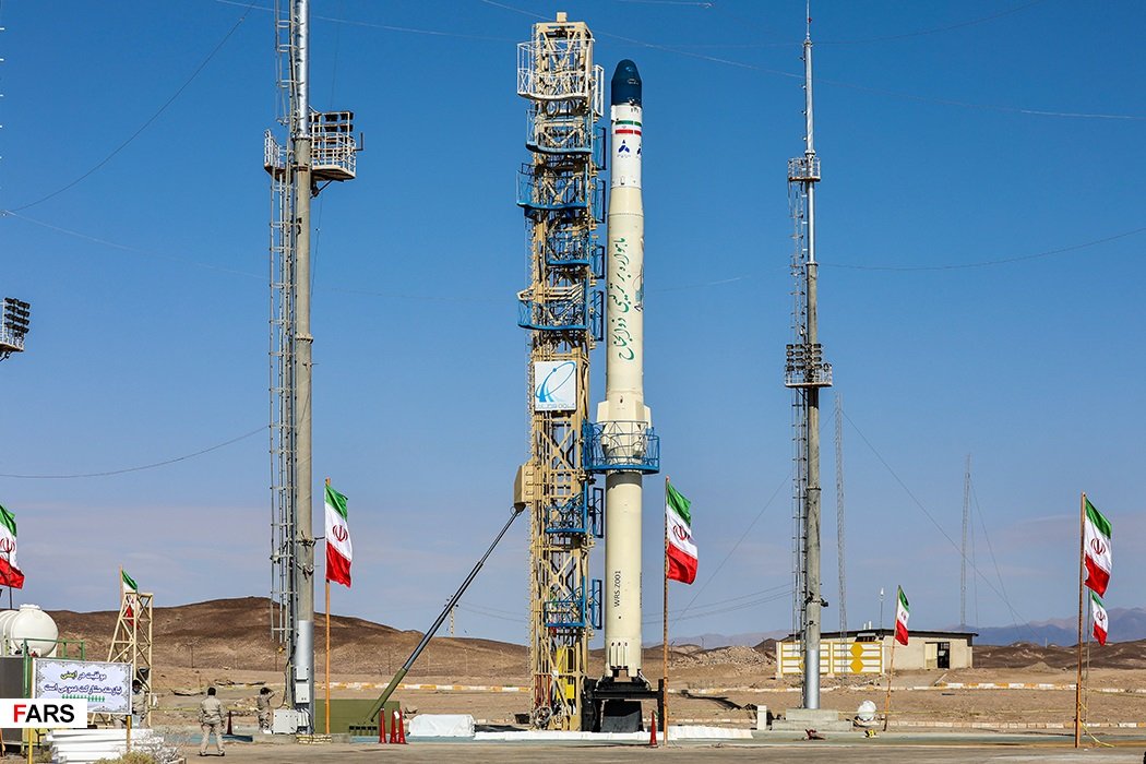 SolidBoosters's tweet photo. Iran's attempt to launch the #Zuljanah rocket failed mid-flight due to a second-stage failure. https://t.co/NwIBVjnDeU