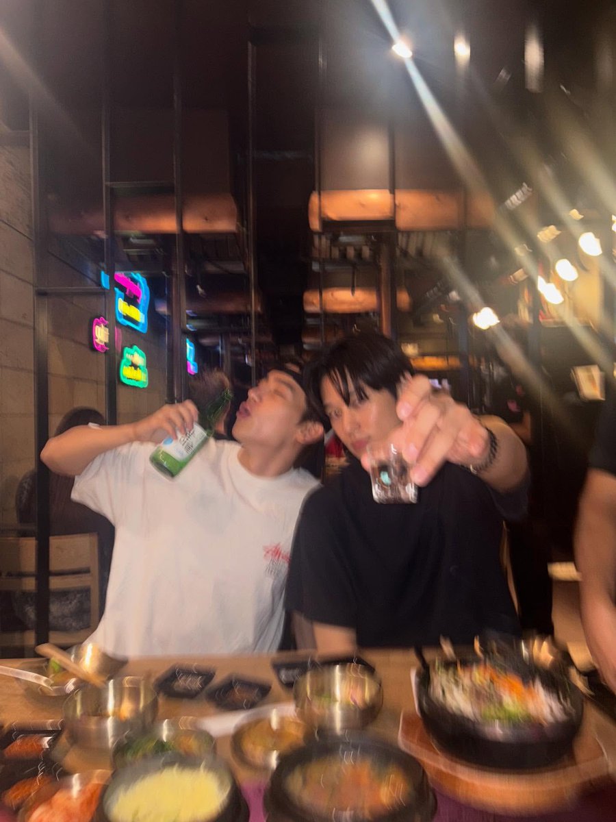 메즈멀어쩌구_ 엘제이🤍💚 (@mes_merizing_lj) on Twitter photo 📢기억해 250922 #쥬밀
가슴이 세차게 뛴다🏃♀️ 📢기억해 250922 #쥬밀
가슴이 세차게 뛴다🏃♀️
