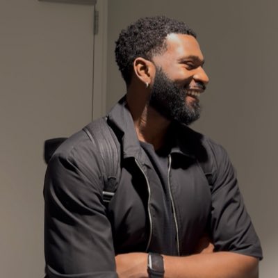 kionsanders's tweet photo. #NewProfilePic https://t.co/YbtmbcYheS