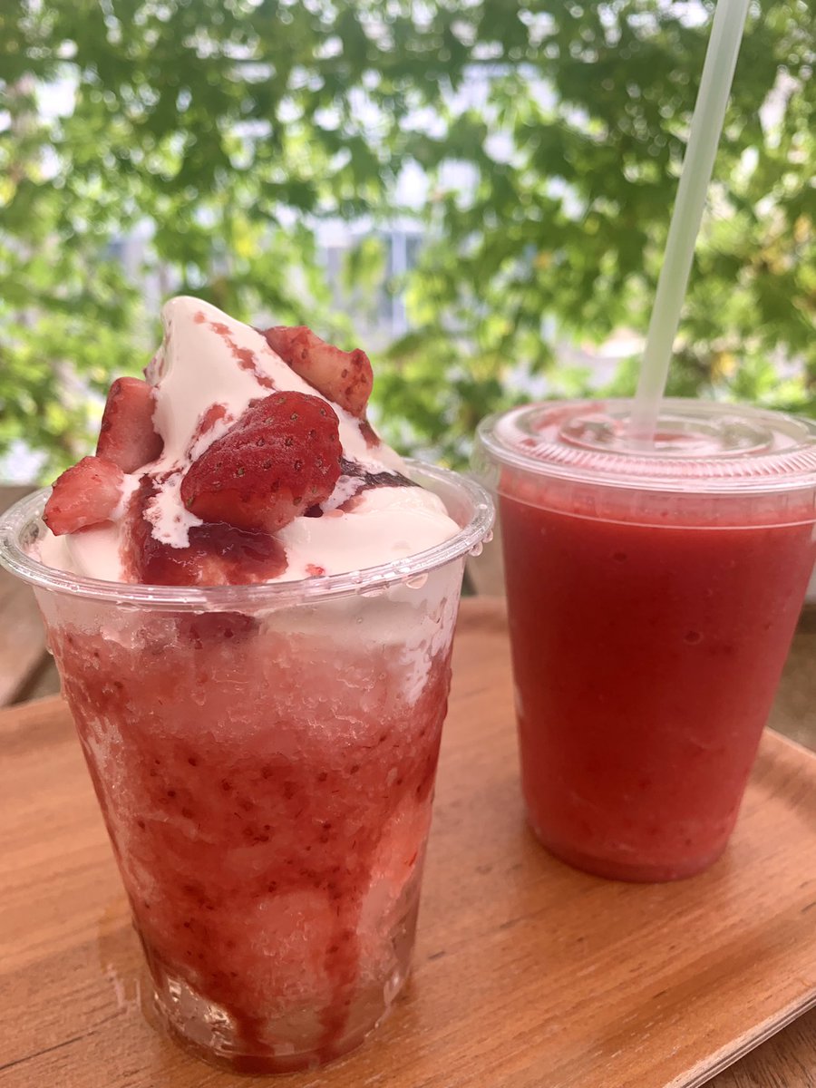 myao_my1's tweet image. #charmyおやつ

苺農園の濃い濃いスムージー🍓美味

#消費税廃止