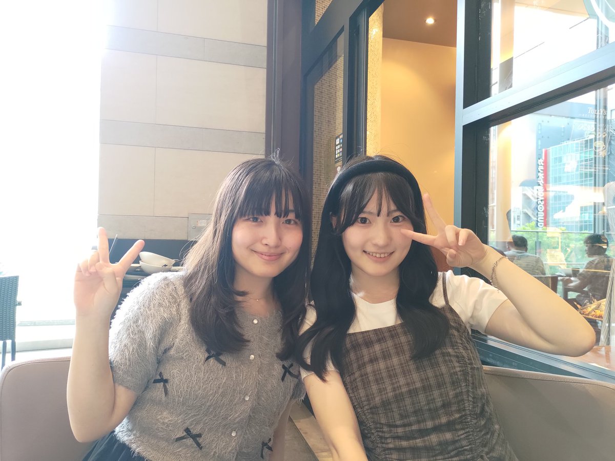 #山崎玲奈 ちゃんが出演している #ウタヒメドリーム4thライブ に参戦してきました😽

ライブに行く前に同じ #吉田葵 ちゃんとご飯を食べました🍚
沢山話せて楽しかったです😽
 #三浦あかり ちゃんとも再会✨

 #ウタヒメドリーム4thライブ  
#ウタヒメドリーム   
#赤嶺亜里紗