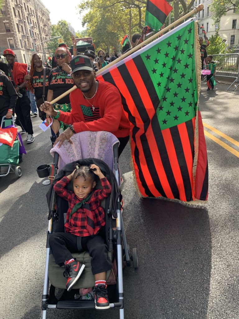 TalentOverHype's tweet photo. 56th Annual African American Parade in Harlem Today. 

Quick awake up call, the Majority of Black Americans in NYC with lineage to US chattel Slavery, embrace “African Descent”. 

@NEGROREPUBLIC 

#Backoutsideboyz https://t.co/q1gp2LVXIZ