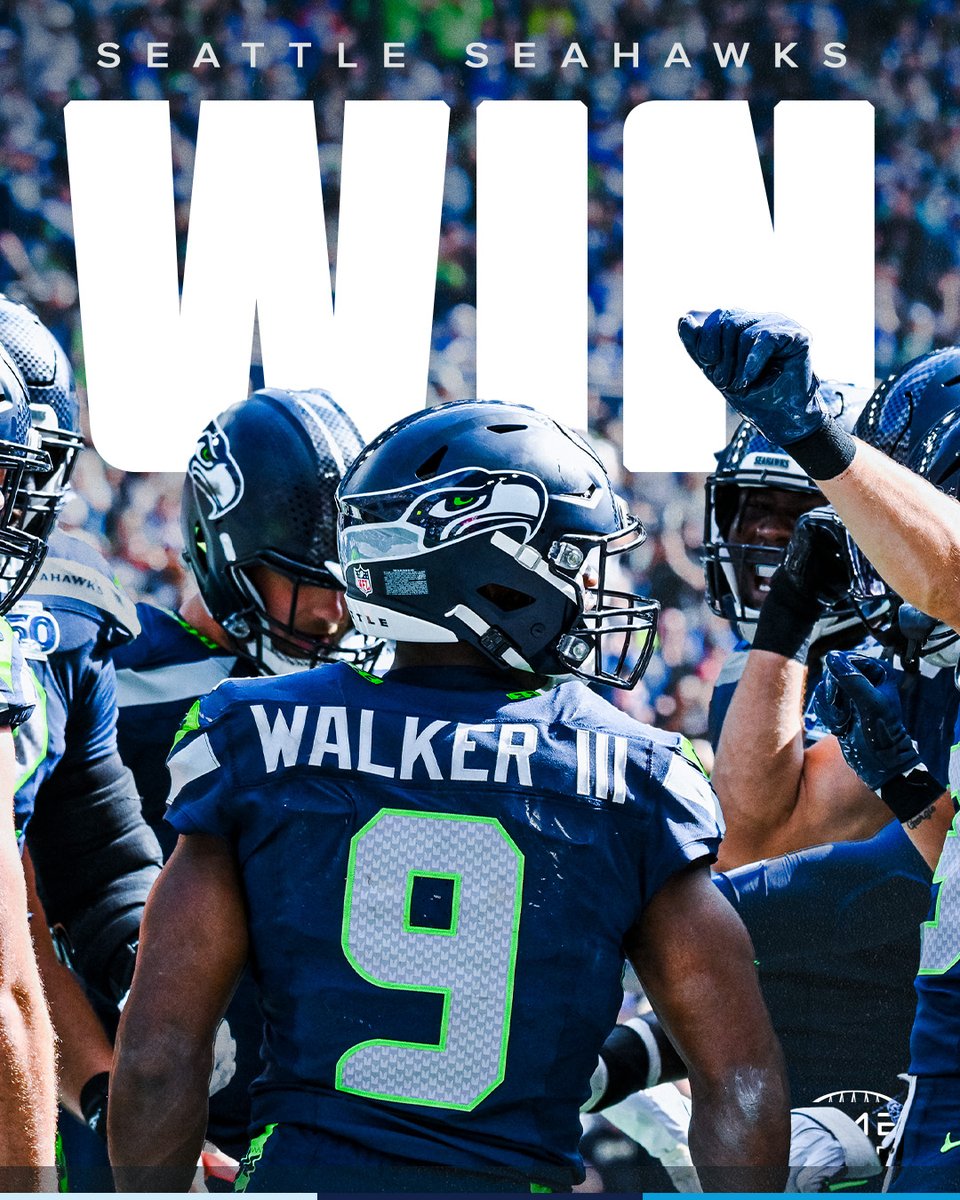 LumenField's tweet image. That's a dub under these arches.