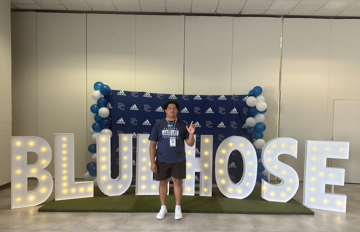 Had a great time in South Carolina this weekend <a href="/BlueHoseFB/">PC Football</a>. Caught a big time W to make it 4-0 on the season!! Thanks again <a href="/devinbice88/">Coach Devin Bice 🏈</a> for inviting me, looking forward to keeping in touch!

<a href="/CTJFootball/">Johnson Football</a> <a href="/CoachTPMiller/">Coach Miller</a> <a href="/coach_mcgarvey/">John McGarvey</a> <a href="/CoachKevinDavis/">Coach Davis</a> <a href="/MrMacTruck68/">Josh McNeil Sr.</a>