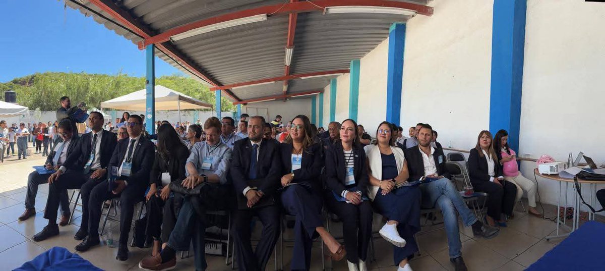 Gracias a tod@s l@s militantes de #AcciónNacional que acudieron a ejercer su derecho a votar en esta asamblea para elegir al nuevo Comité Directivo Municipal del PAN en Guanajuato, consejeros estatales y nacionales.

#CuidamosDeTi
#PAN