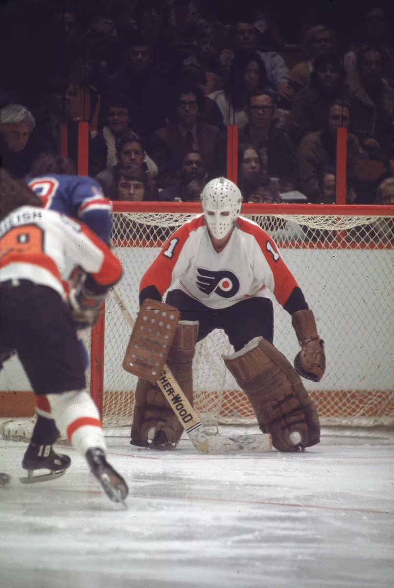 Robert Esche tweet media