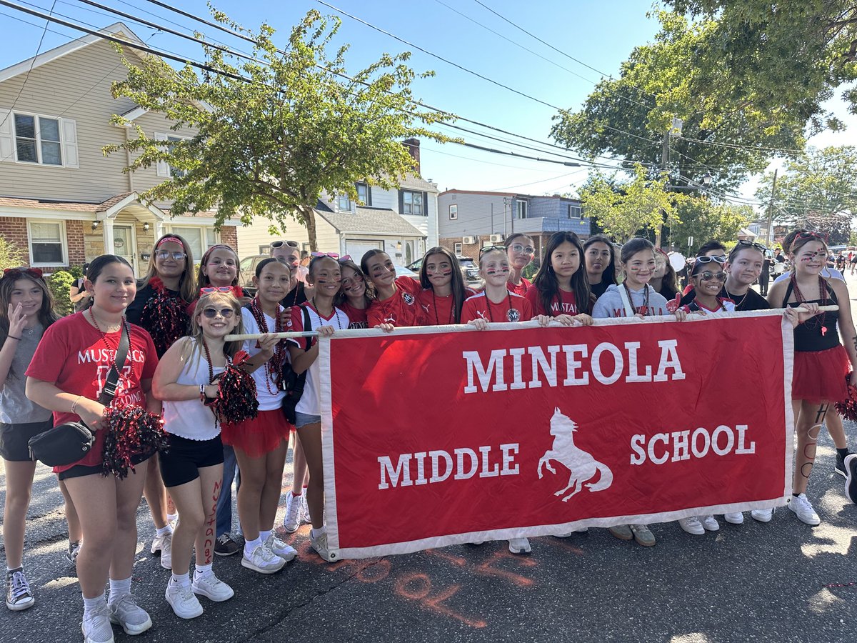 Ms. Deninno👩🏼💻👾 tweet media