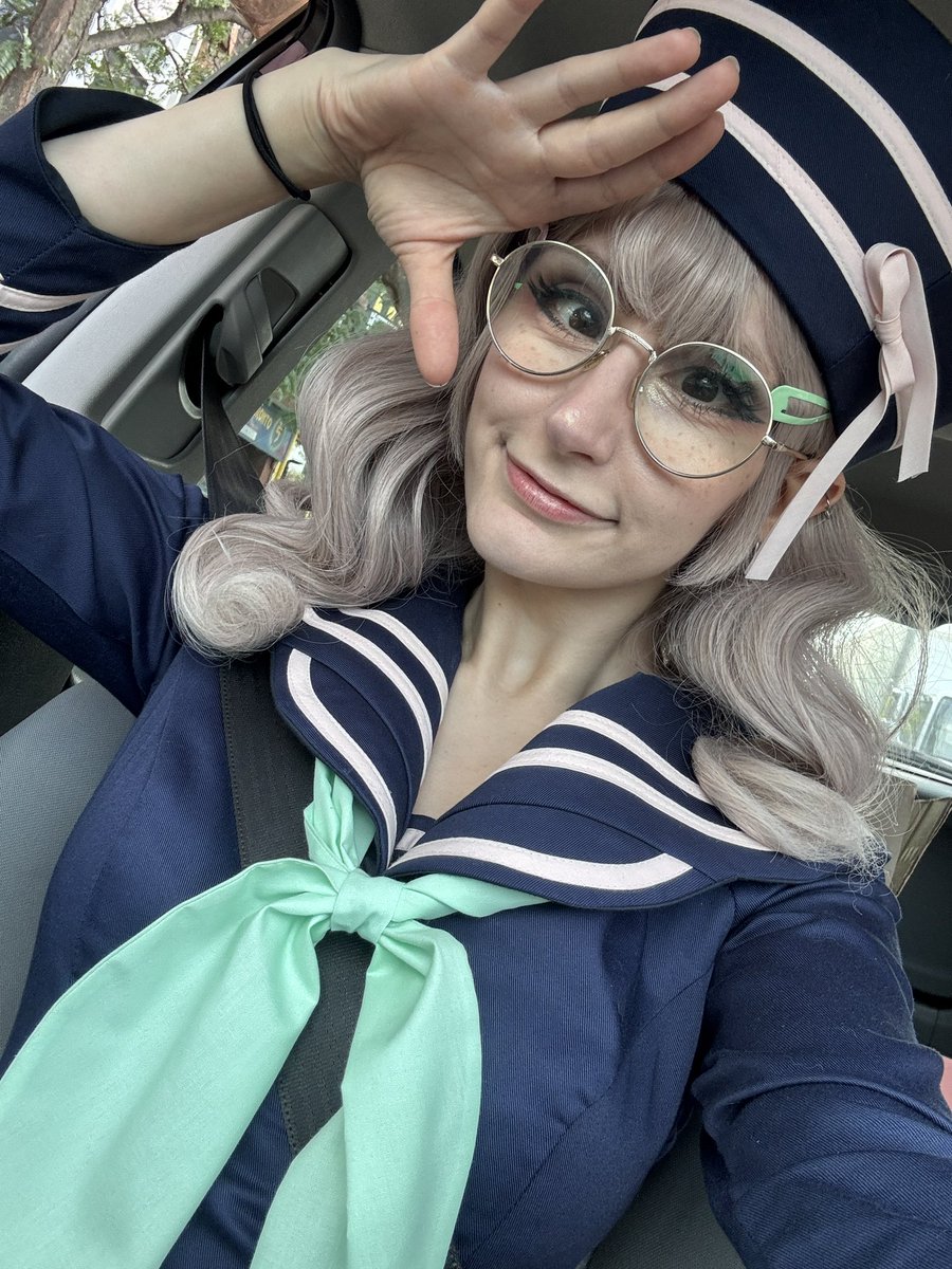 rlly liked my outfit today :3