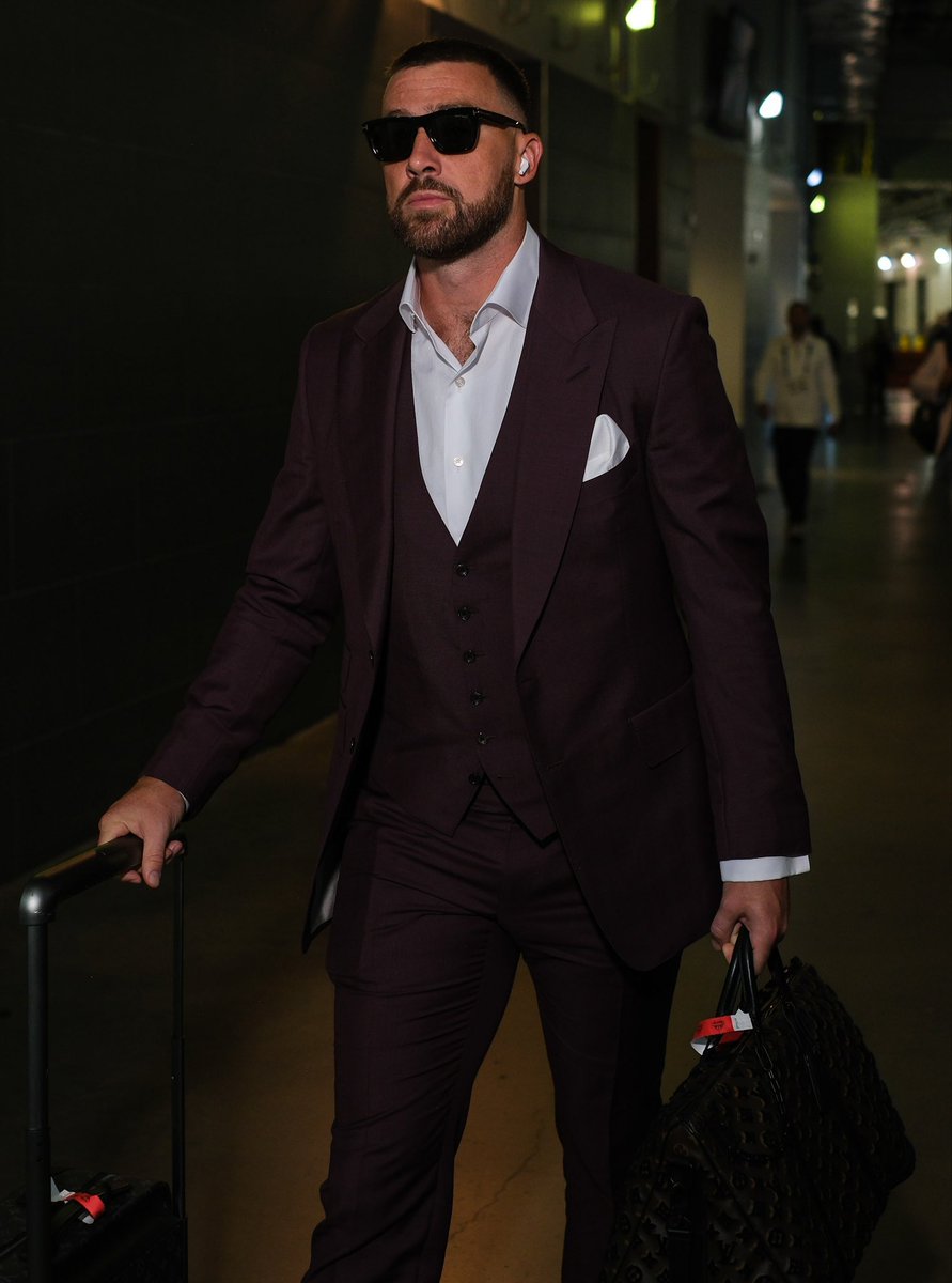 87KillaT tweet media