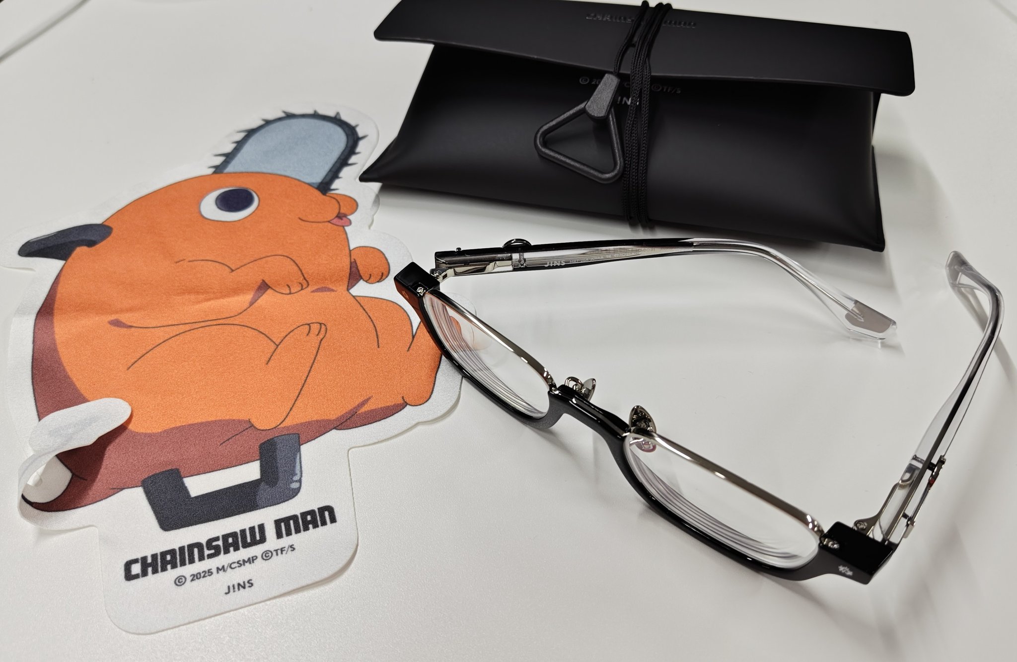 チェンソーマン眼鏡　ケース Amazon.co.jp: SUANA チェンソーマン 眼鏡ケース メガネケース