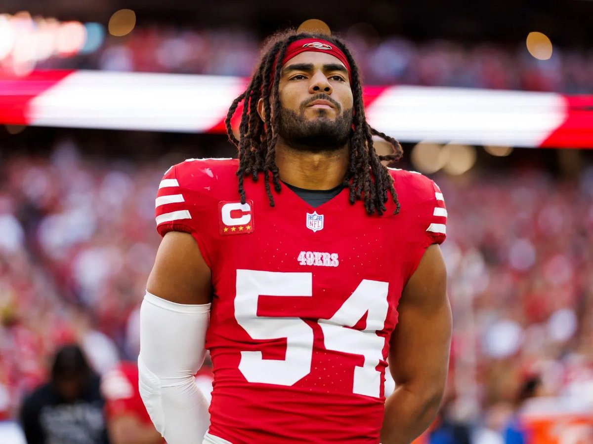19solz's tweet photo. top 5 linebacker of all time idc what you say https://t.co/xOjZ2UQRMf