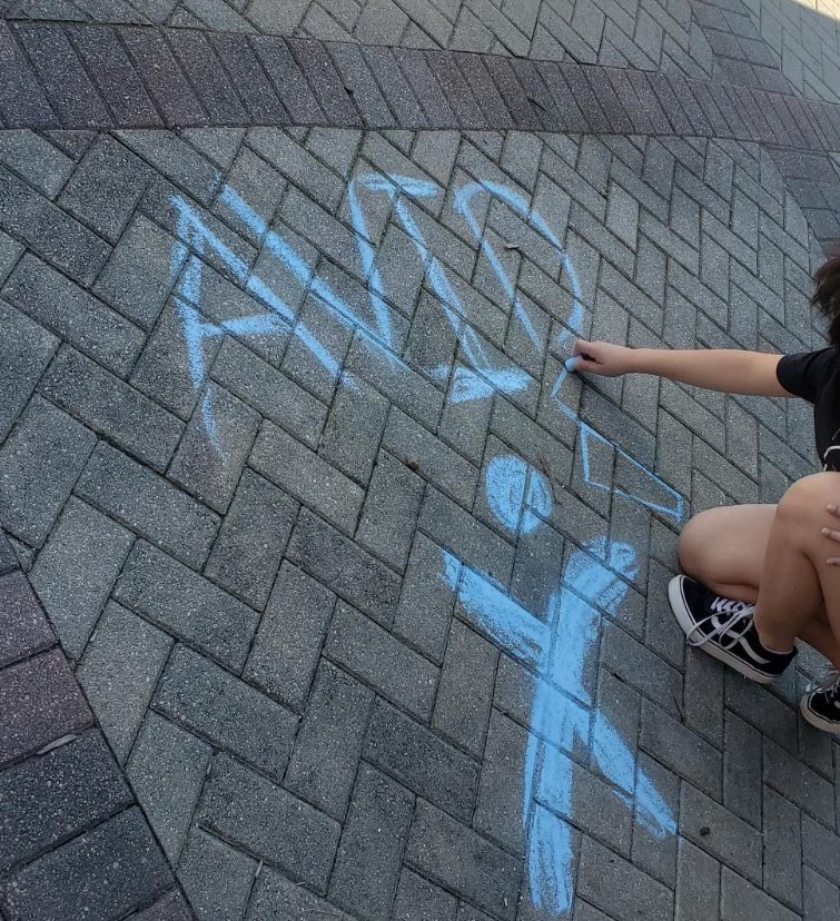 Just like chalk on pavement, moments in classrooms may fade from sight but their impact lasts.
This is the story of how one visit changed the way I see teaching, learning, and coaching.
open.substack.com/pub/kimcollins…