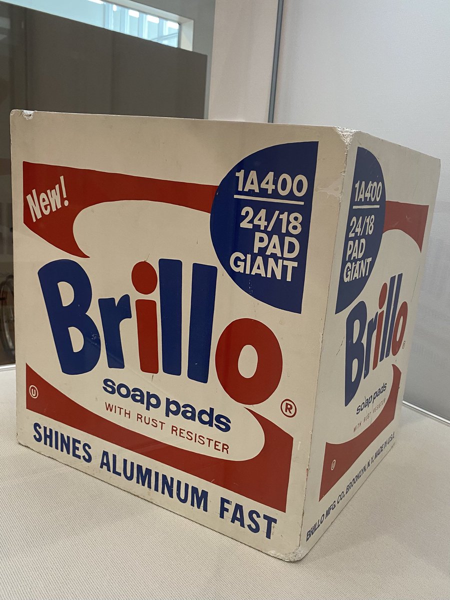 fomaindish's tweet photo. 鳥取県立美術館といえば、アンディ・ウォーホルのBrillo Box。
5点で3億円が税金の使い道として賛否両論話題になった。
僕はこの話題になること、お金って？というのも含めて、次の世代に対する地域の教育資源だと思う。
#鳥取県立美術館
#アンディ・ウォーホル
#Brillobox https://t.co/fiUuu4GV14