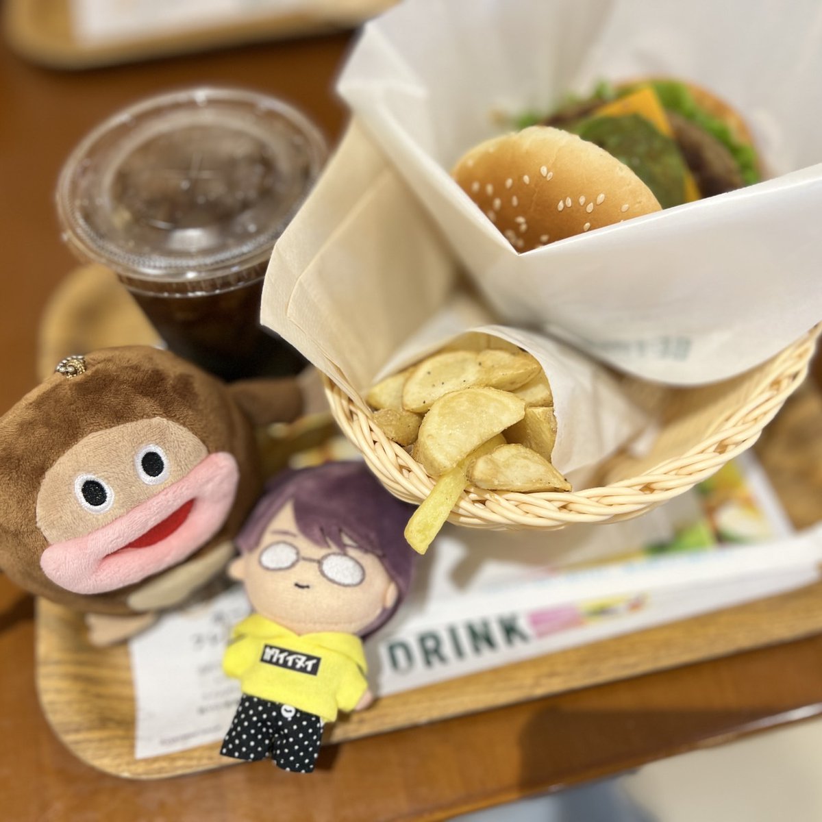 昨日の腹ごしらえの様子　チョコ次郎にははるばる遠方からお越しいただきました🫰💛