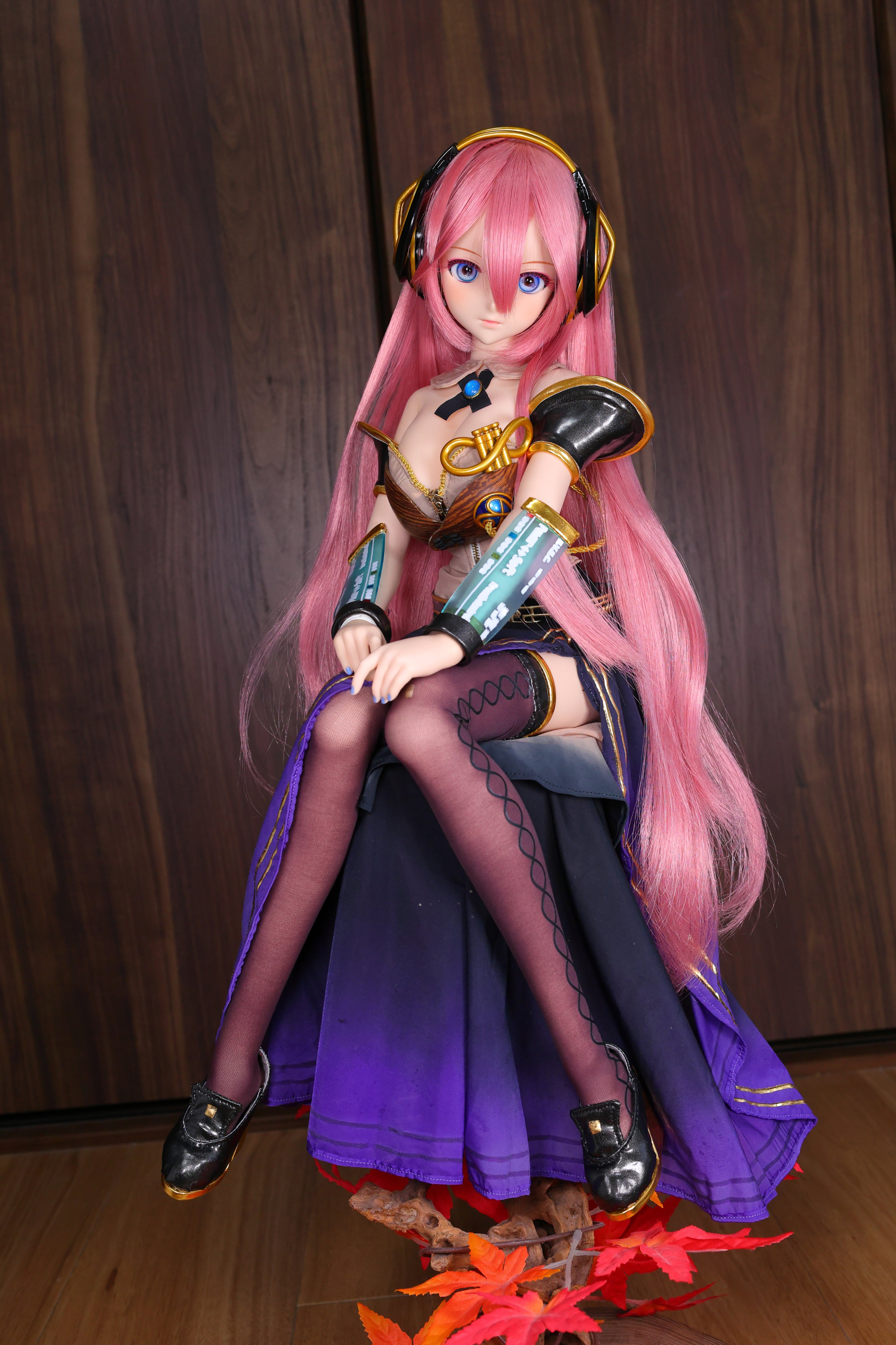 「ルカちゃん」専用です！ 巡音ルカ V4X タペストリー [巡音ルカ V4X] | 公式キャラクター