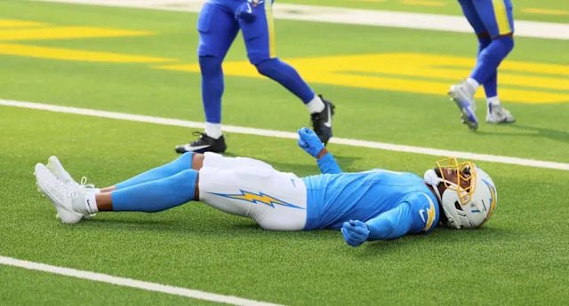 miniiandrew's tweet photo. A new player was born that day #chargers https://t.co/xQtOqBthRI