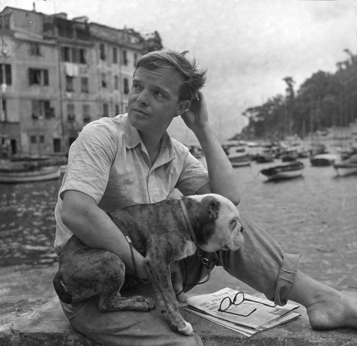 "Siempre hacen más ruido las latas vacías que las llenas. Lo mismo ocurre con los cerebros"

Truman Capote
