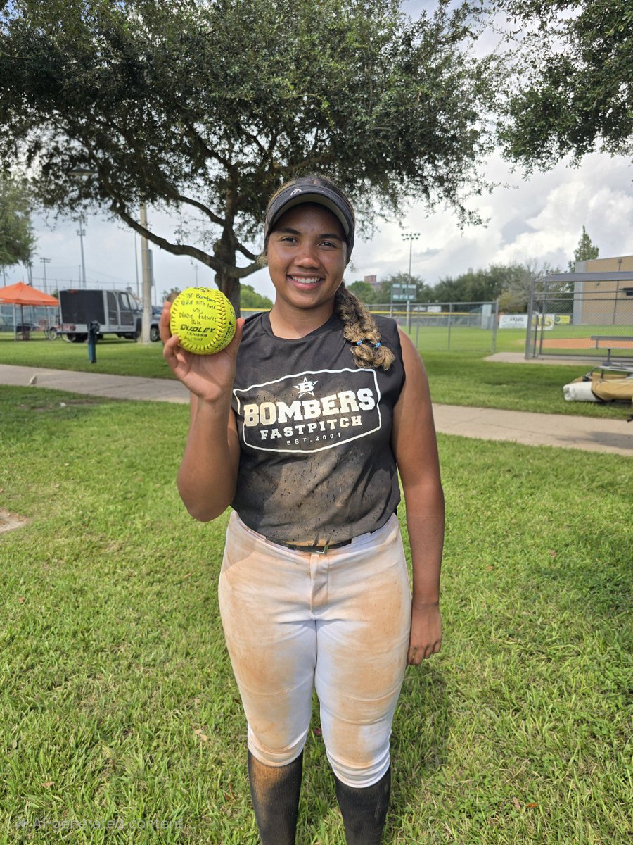 Texas Bombers Gold KTX (@bombersktx) on Twitter photo 💣 💥 Bomb Alert 💥 💣
<a href="/RyleighCub/">Ryleigh Culberson</a> went yard in our last game of the weekend to put us in the lead and take the W! Atta babe!
#domore #WeAreNotTheSame
<a href="/bombers_fp/">Bombers Fastpitch</a> #bombersnation 💣 💥 Bomb Alert 💥 💣
<a href="/RyleighCub/">Ryleigh Culberson</a> went yard in our last game of the weekend to put us in the lead and take the W! Atta babe!
#domore #WeAreNotTheSame
<a href="/bombers_fp/">Bombers Fastpitch</a> #bombersnation