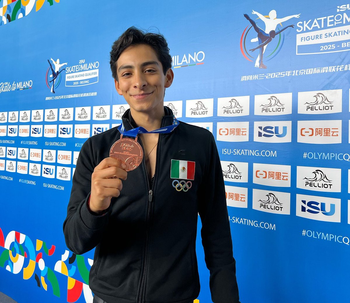 drdumm's tweet image. camarainformativa.com Donovan Carrillo logra su segunda clasificación olímpica
El patinador mexicano logra uno de los cinco cupos a los Juegos Olímpicos de Invierno Milano-Cortina 2026 #DONOVAN #camarainformativa #deportes #Mexico