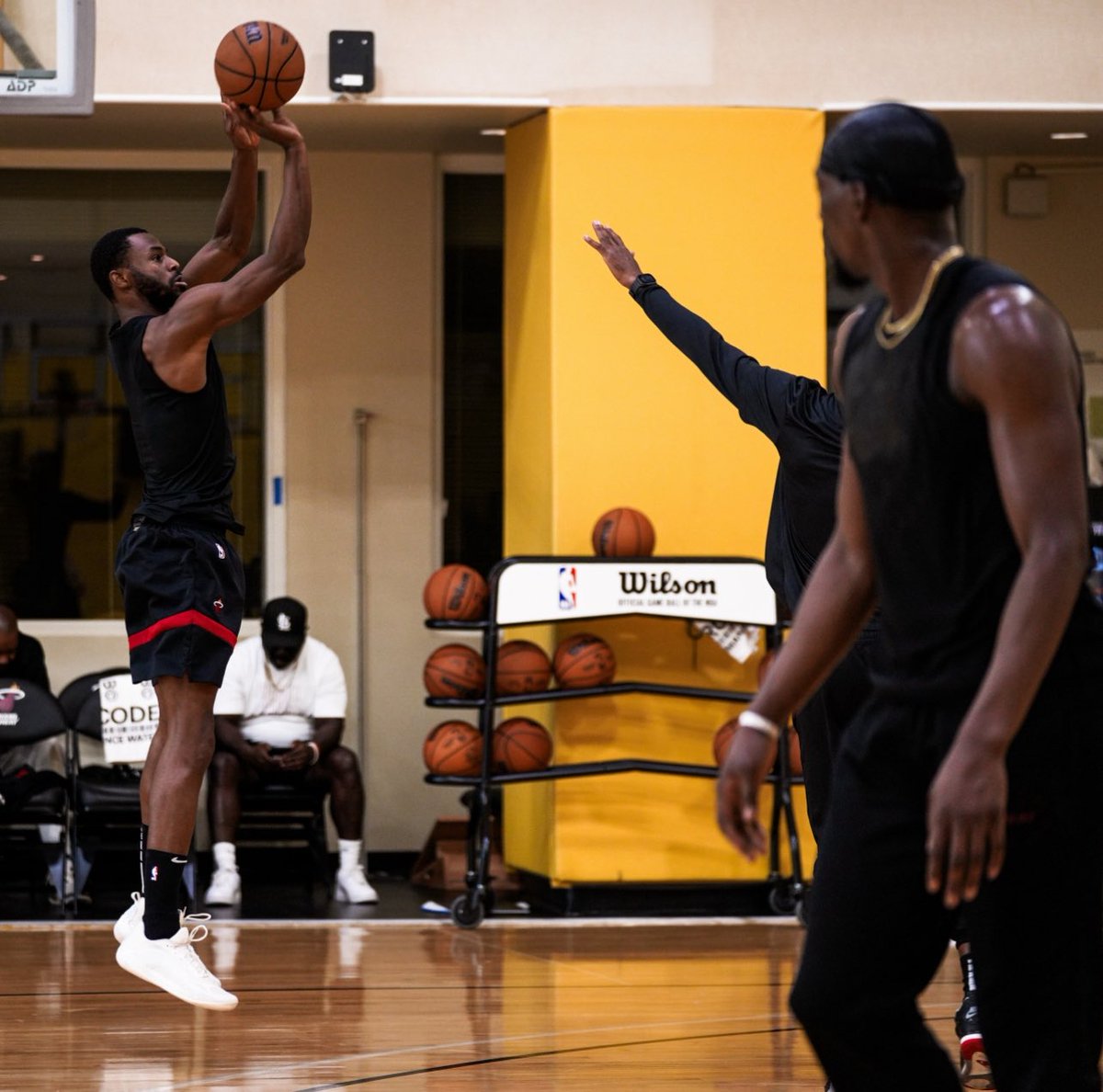 22wiggins tweet picture