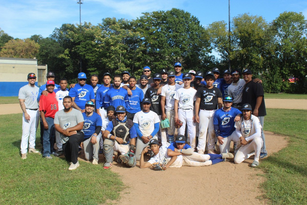 NLB_Sports's tweet image. 🚨ALUMNI DAY🚨
It was a great day as our Alumni came out to play our current players. Game ended in a 6-6 tie. Thank you to former players for showing up and as always it is a pleasure and enjoyable to see you guys compete!💙