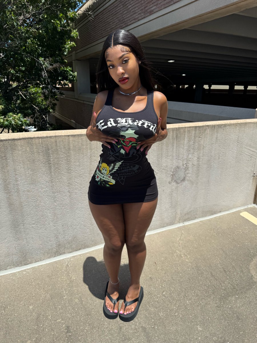 GinaWap_'s tweet photo. say hi so i know if you’re active on X 🤭 https://t.co/feakWiOWkE