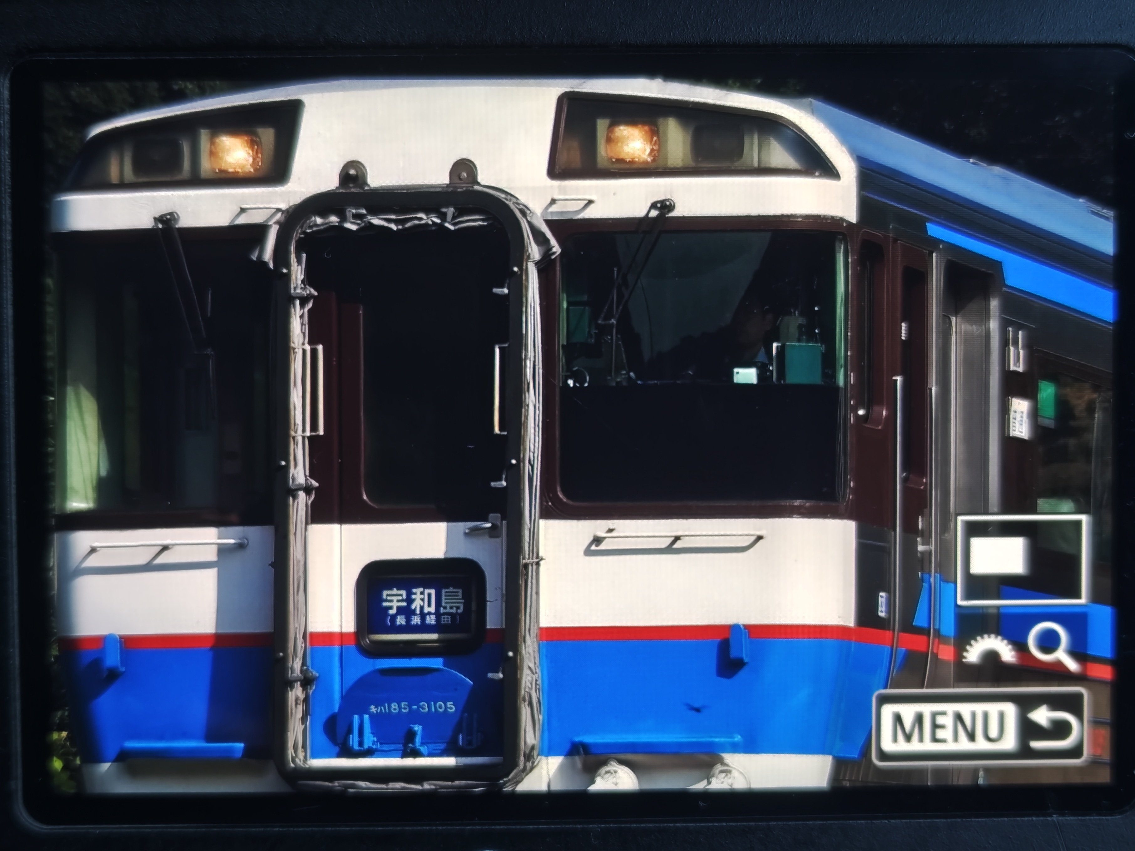 きった（感謝） 新しい2023 ZX-6R KRTを自慢したかっただけなんだ。このバイク