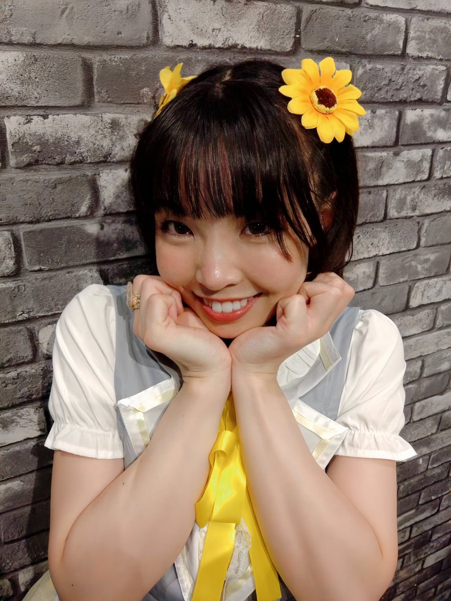 aimi_ru52's tweet photo. おはみーる💛
昨日あやはが撮ってくれたお写真🦜
ありがと〜💚

28日のタイムテーブルきた🌟
みーるは4番目:13:45〜14:05🎤
ご来場でフォロワー様2,000人記念2S写メプレゼント🎁
みんな遊びにきてね❣️

今日もHappyになぁれ⸜(˶ ᵒ̴̶̷ ∇ ᵒ̴̶̷ ˶)⸝.*･ﾟ
#愛してみーる https://t.co/vKPh2qxLCa