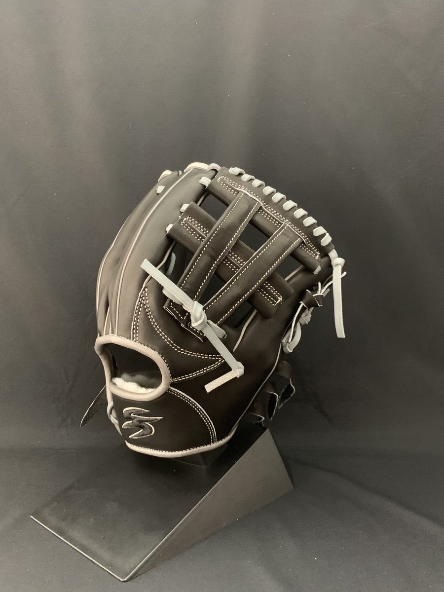 真』シリーズ 大阪府 I様 型番:ST51型(11.5㌅) 硬式オーダーグラブが